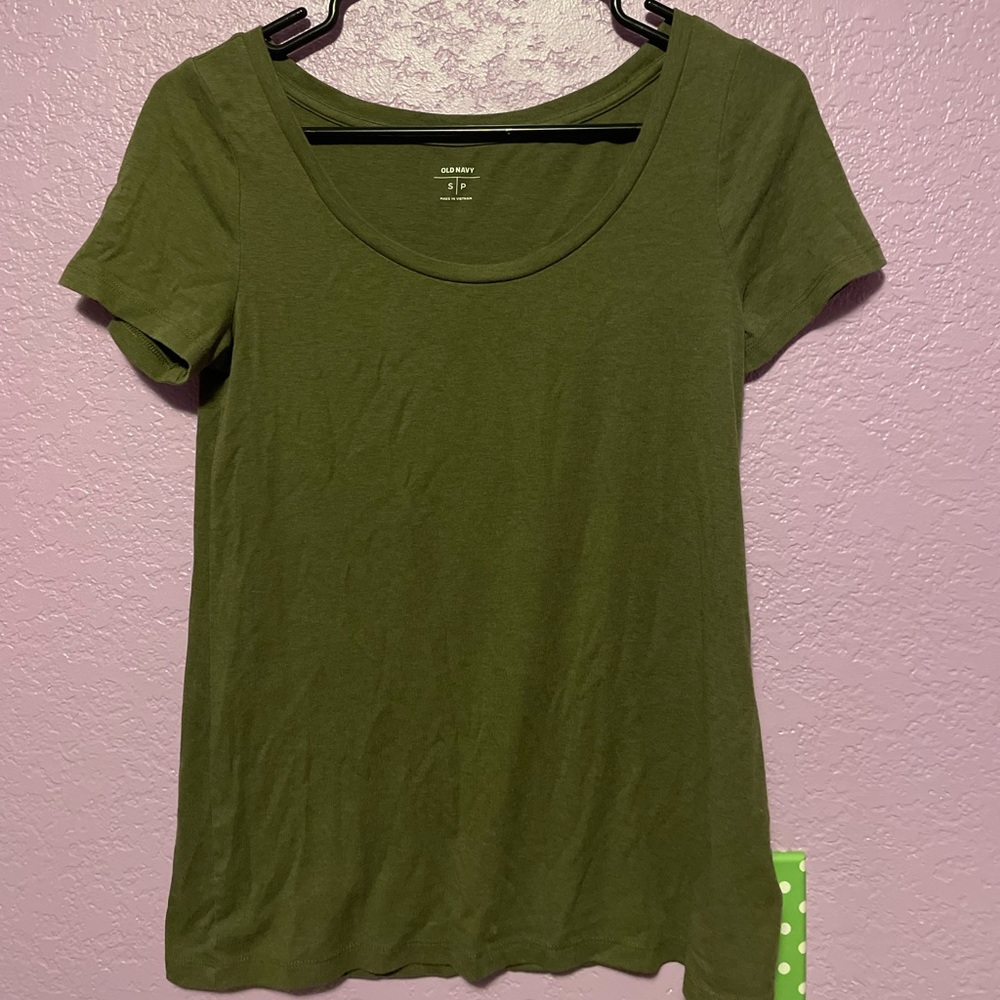 Old Navy T